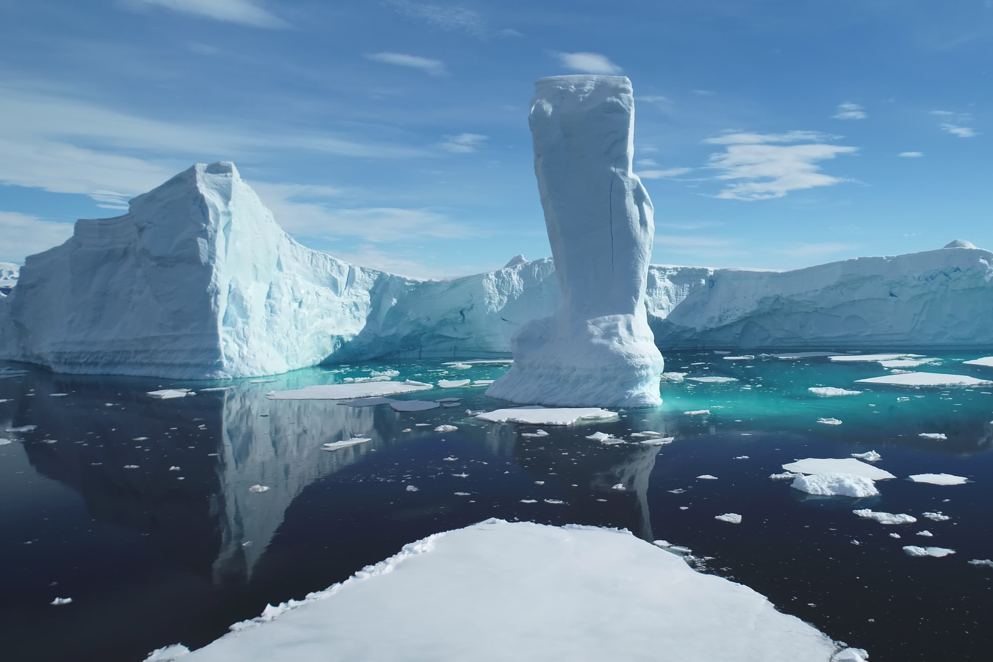 Massive iceberg formation